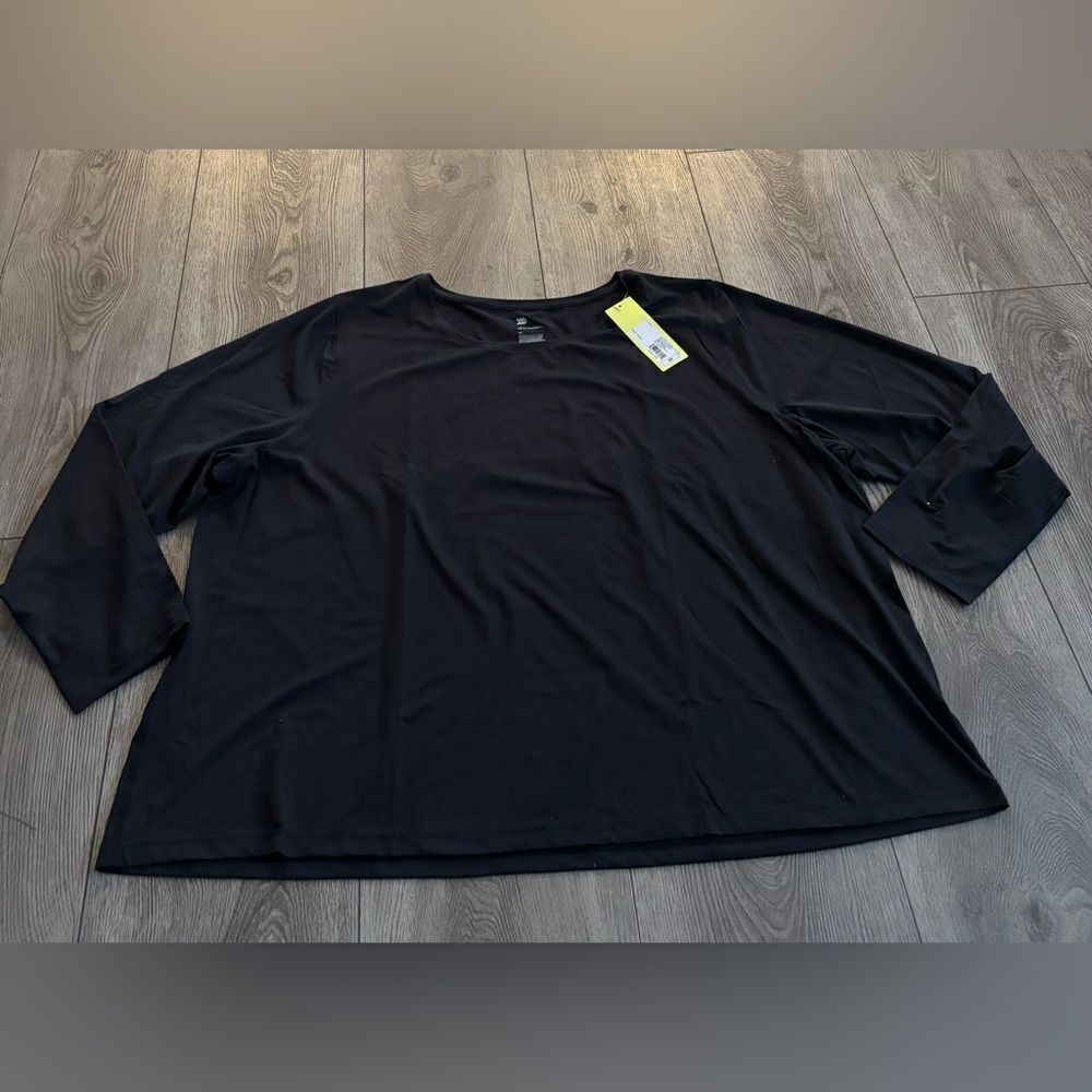 All in motion Women's Black Top